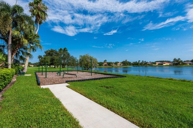 7068 Gila Lane, West Palm Beach, FL 33411