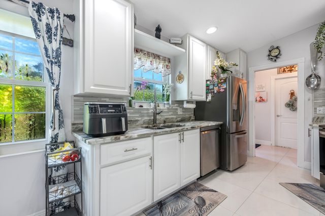 7068 Gila Lane, West Palm Beach, FL 33411