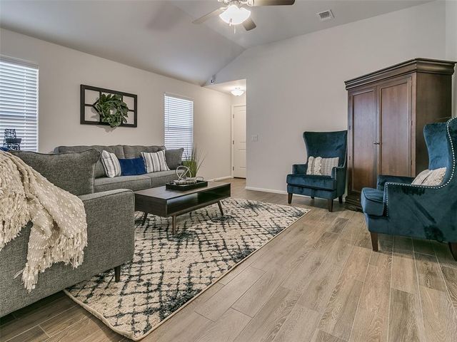 2429 Northcreek Lane, Oklahoma City, OK 73128