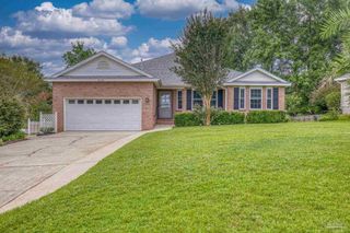 10180 Crest Ridge Dr, Pensacola, FL 32514