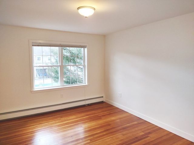 20 Cutler Street 20, Bedford, MA 01730