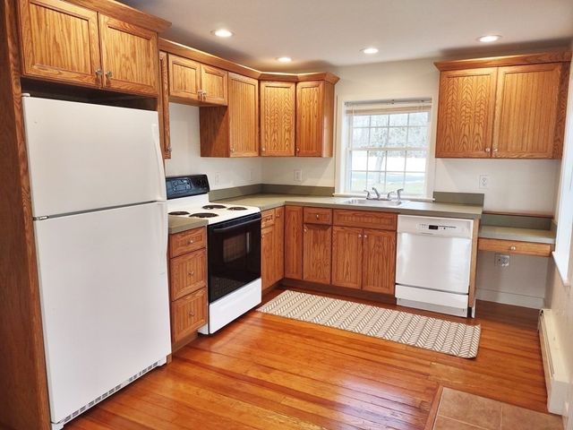 20 Cutler Street 20, Bedford, MA 01730