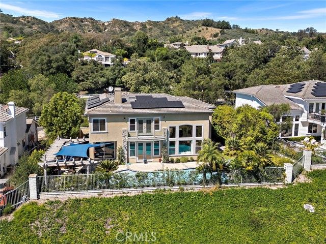 20 Edgewood, Laguna Hills, CA 92679