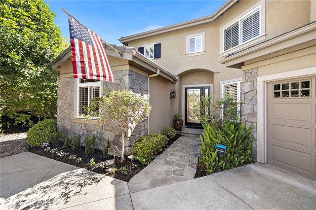 20 Edgewood, Laguna Hills, CA 92679