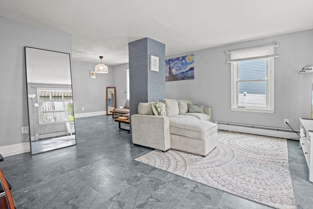 16 Court Street, Lowell, MA 01852