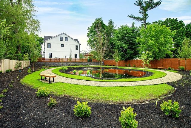 276-278 Nevada 278, Newton, MA 02460