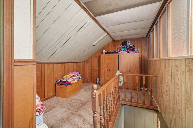 2 S Fairview Avenue, Niles, MI 49120