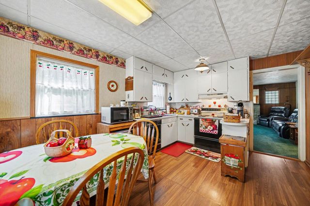 2 S Fairview Avenue, Niles, MI 49120