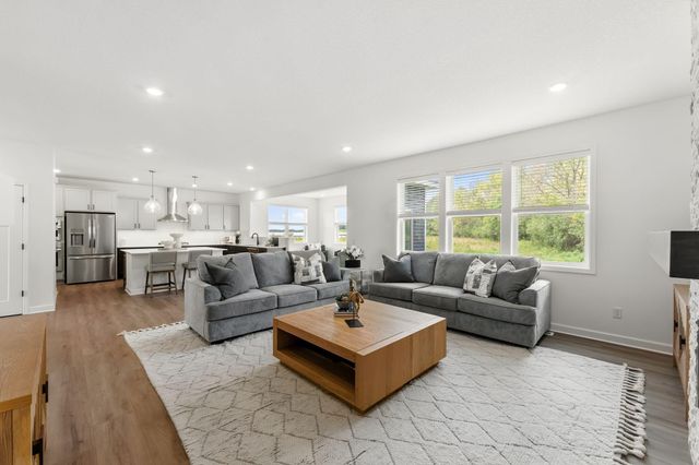 1257 Hadley Hills Drive NE, Rochester, MN 55906