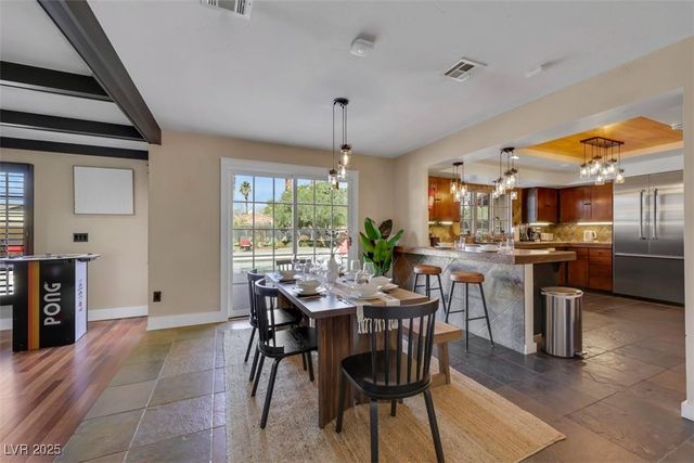 7470 Eldora AV, Las Vegas, NV 89117