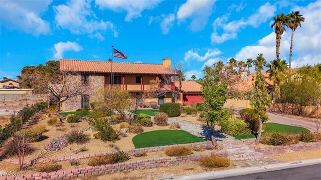 7470 Eldora AV, Las Vegas, NV 89117