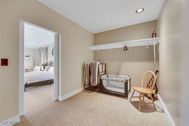 7470 Eldora AV, Las Vegas, NV 89117