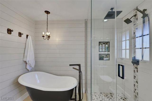 7470 Eldora AV, Las Vegas, NV 89117