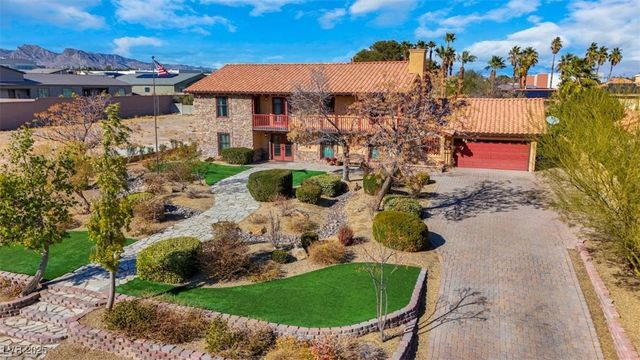 7470 Eldora AV, Las Vegas, NV 89117