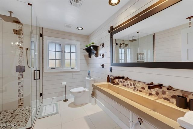 7470 Eldora AV, Las Vegas, NV 89117