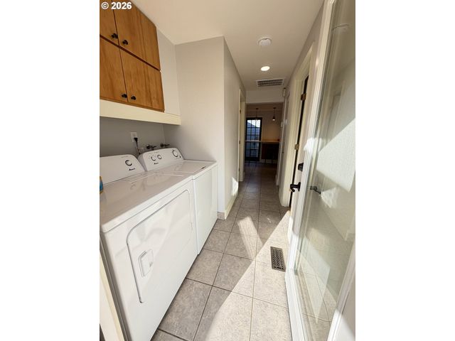 1275 JEFFERSON St, Eugene, OR 97402