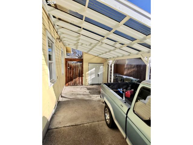 1275 JEFFERSON St, Eugene, OR 97402