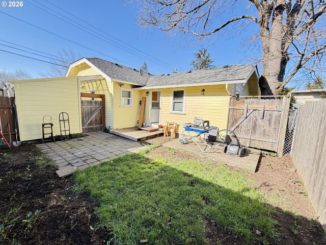 1275 JEFFERSON St, Eugene, OR 97402