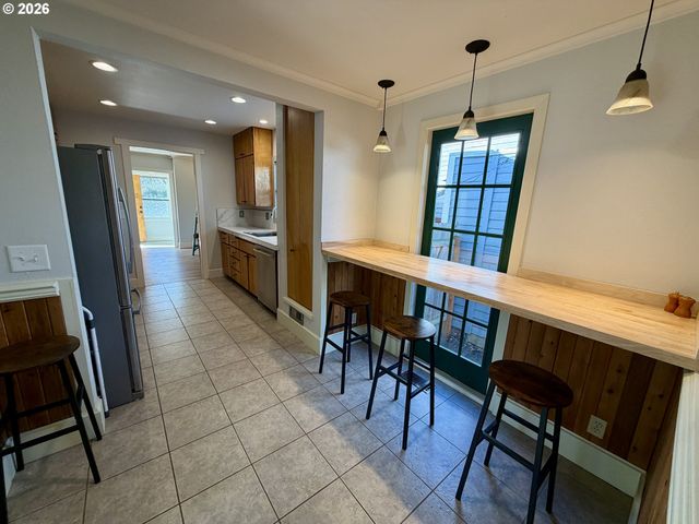 1275 JEFFERSON St, Eugene, OR 97402