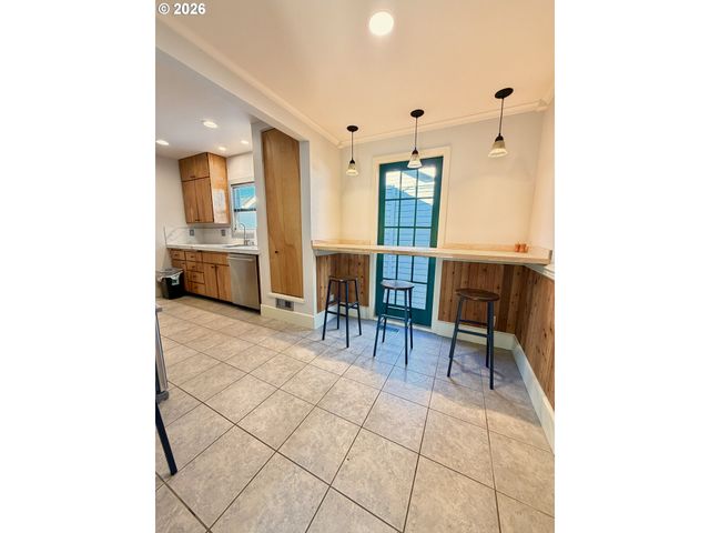 1275 JEFFERSON St, Eugene, OR 97402