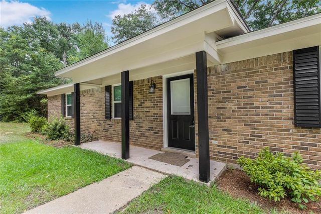 7912 Ridge Road, Saraland, AL 36571