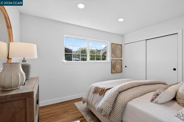37 Alden Ct, Walnut Creek, CA 94598