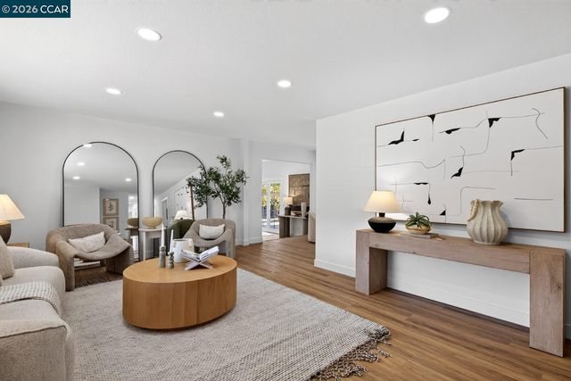 37 Alden Ct, Walnut Creek, CA 94598