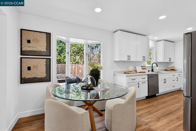 37 Alden Ct, Walnut Creek, CA 94598