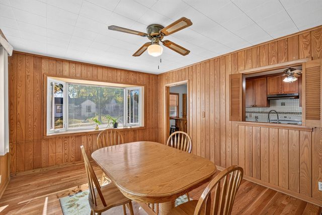 1571 Arlington Avenue E, Saint Paul, MN 55106