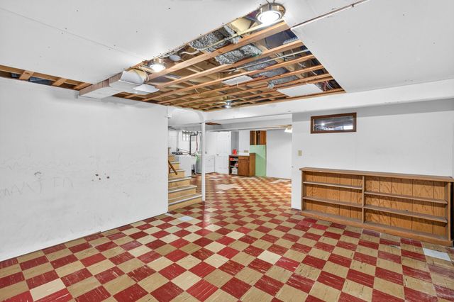 1571 Arlington Avenue E, Saint Paul, MN 55106