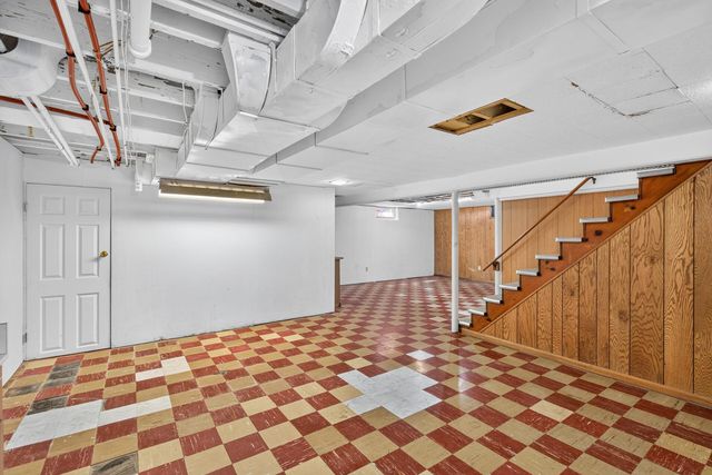 1571 Arlington Avenue E, Saint Paul, MN 55106