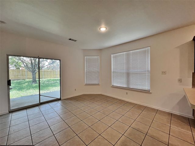 8000 Ranchvale Lane, Arlington, TX 76002