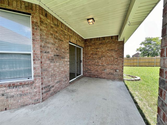 8000 Ranchvale Lane, Arlington, TX 76002