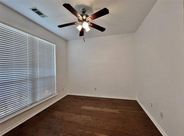 8000 Ranchvale Lane, Arlington, TX 76002