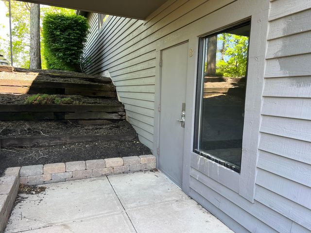 830 E Johnstown Road, Columbus, OH 43230