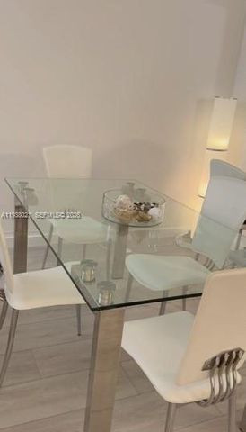 2301 Collins Ave 423, Miami Beach, FL 33139