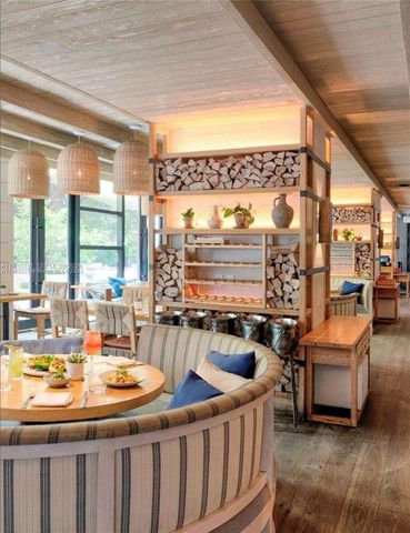 2301 Collins Ave 423, Miami Beach, FL 33139