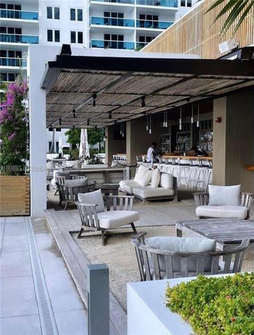 2301 Collins Ave 423, Miami Beach, FL 33139