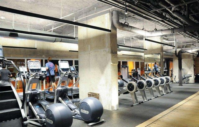 2301 Collins Ave 423, Miami Beach, FL 33139