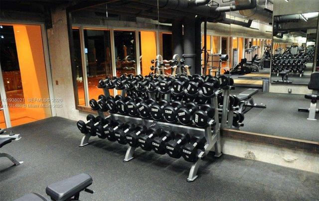 2301 Collins Ave 423, Miami Beach, FL 33139