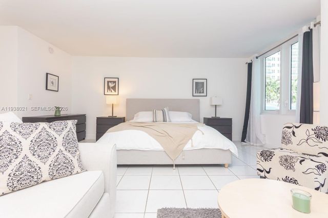 2301 Collins Ave 423, Miami Beach, FL 33139