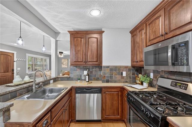 4500 Jefferson Street 102, Kansas City, MO 64111