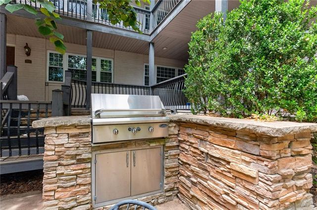 4500 Jefferson Street 102, Kansas City, MO 64111