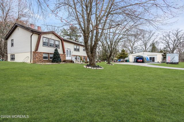 807 Monmouth Road, Cream Ridge, NJ 08514