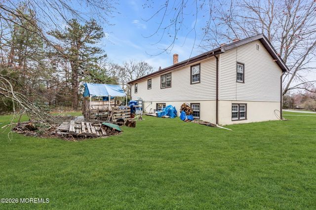 807 Monmouth Road, Cream Ridge, NJ 08514