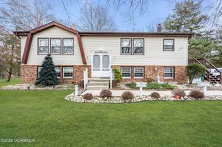 807 Monmouth Road, Cream Ridge, NJ 08514