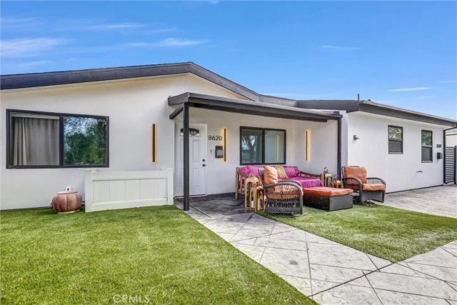 8620 Lubao Avenue, Winnetka, CA 91306