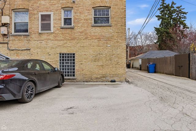 7318 N Honore Street 403, Chicago, IL 60626