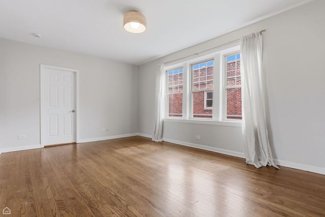 7318 N Honore Street 403, Chicago, IL 60626