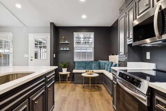 1005 Todd Preis Dr, Nashville, TN 37221